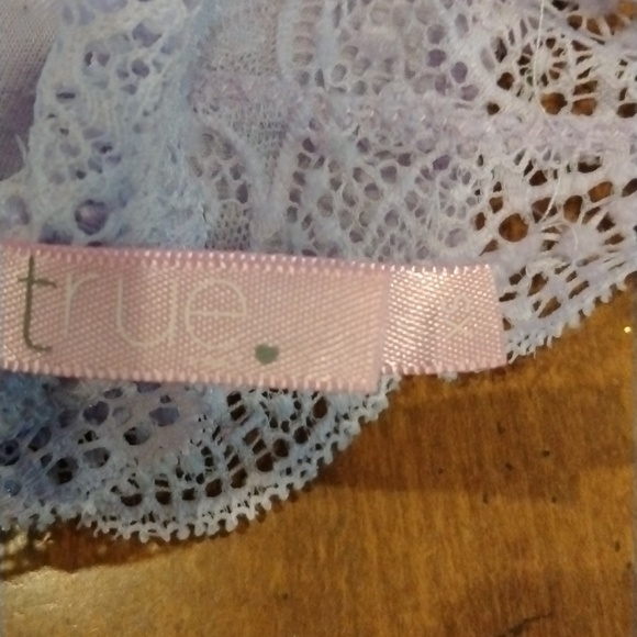 GIRLS bralettes pink brand size small, true brand size extra small - Picture 3 of 5